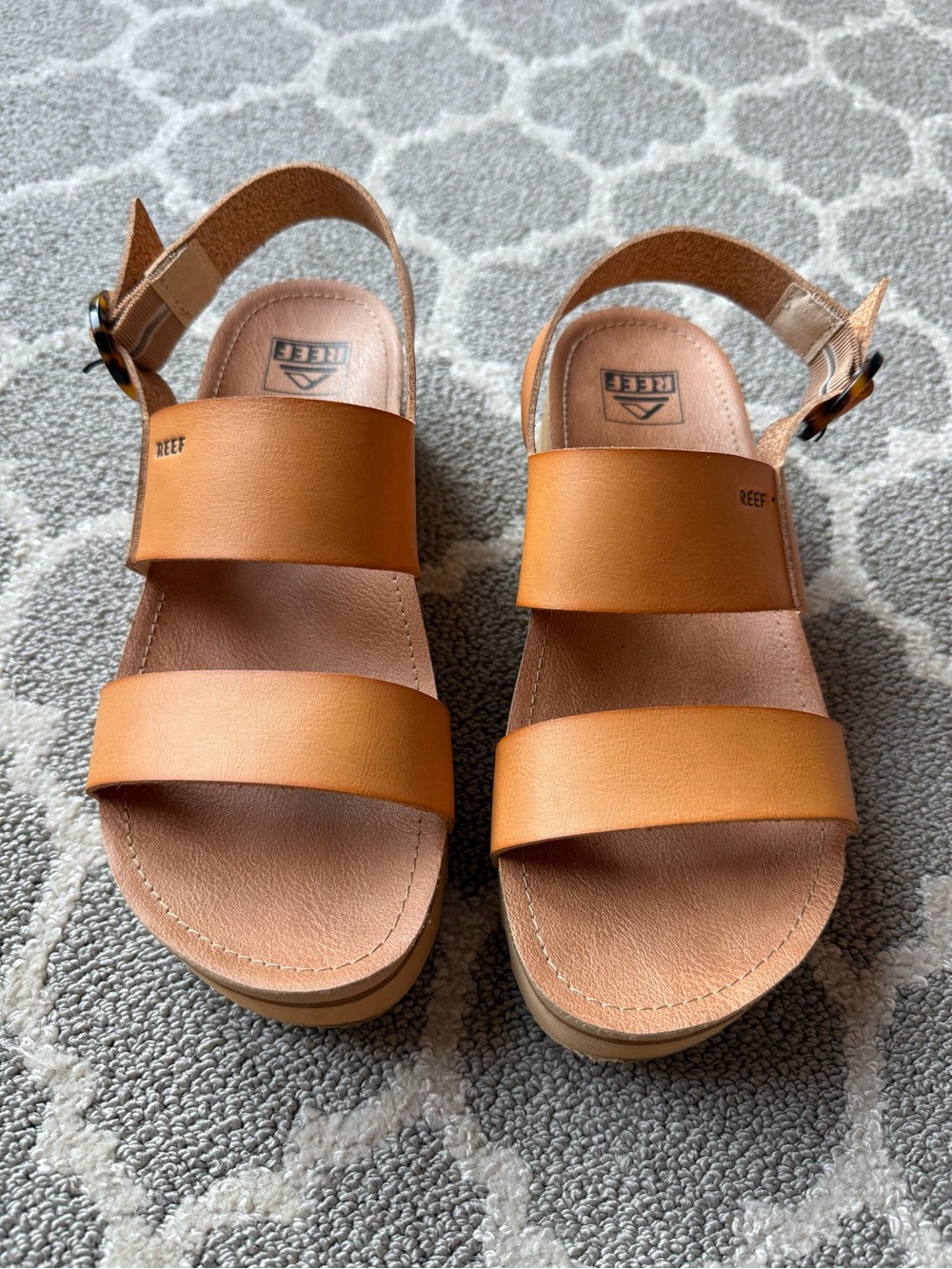 Women's Reef “Vista Hi” Tan Double-Strap Leather Sandals with tortoise buckle
